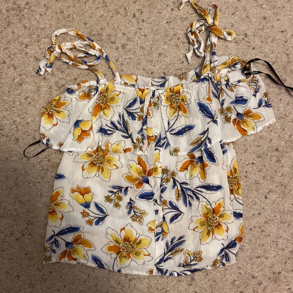 Forever 21 floral top